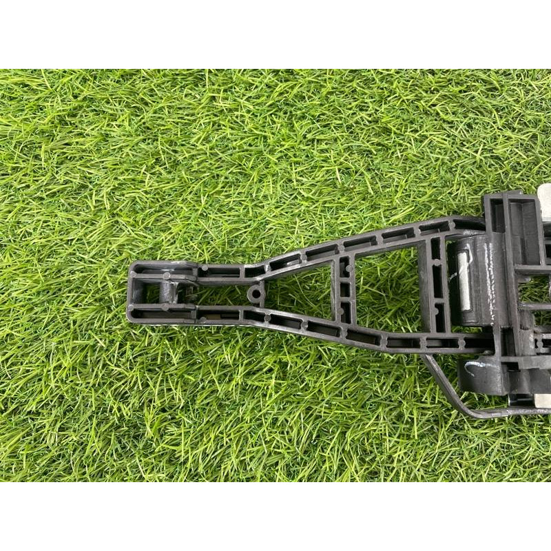 Кронштейн ручки двери (кузов и элементы) FORD Focus MK3 2015 2.0 CM5Z5826684F
