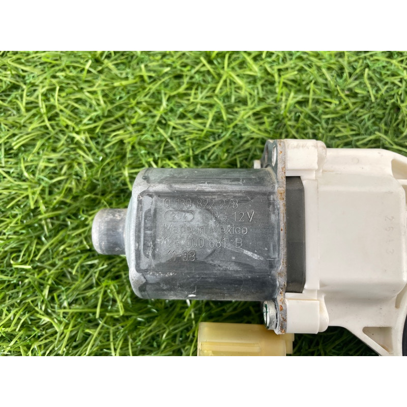 Мотор стеклоподъемника (электрика) Jeep Compass MK49 2011 2.4 5179962AA