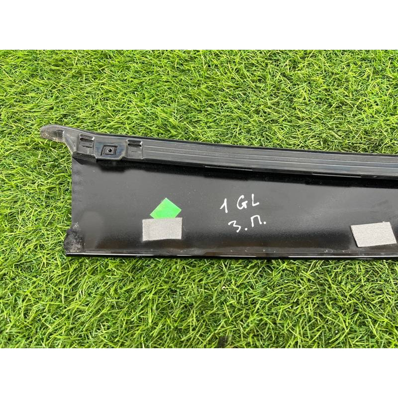 Бічна накладка двері (кузов і елементи) Mercedes-Benz GL X164 2012 4.6 A1646903887