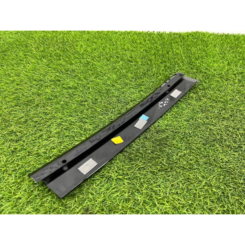 Накладка двери боковая (кузов и элементы) Mercedes-Benz GL X164 2012 4.6 A1646901187