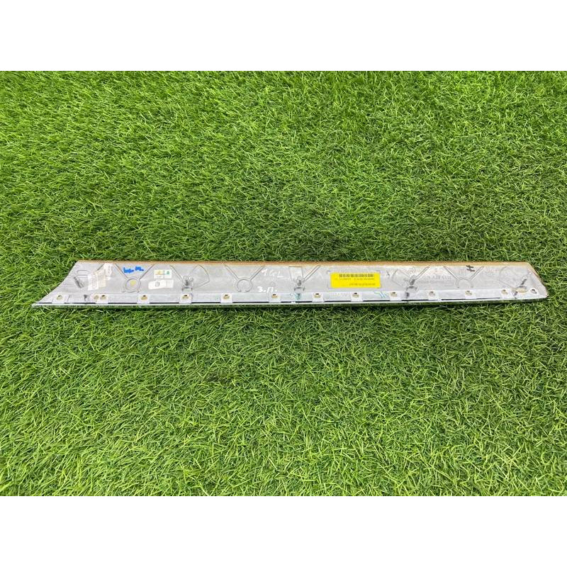 Декоративная накладка карты двери (салон) Mercedes-Benz GL X164 2012 4.6 a1647301622