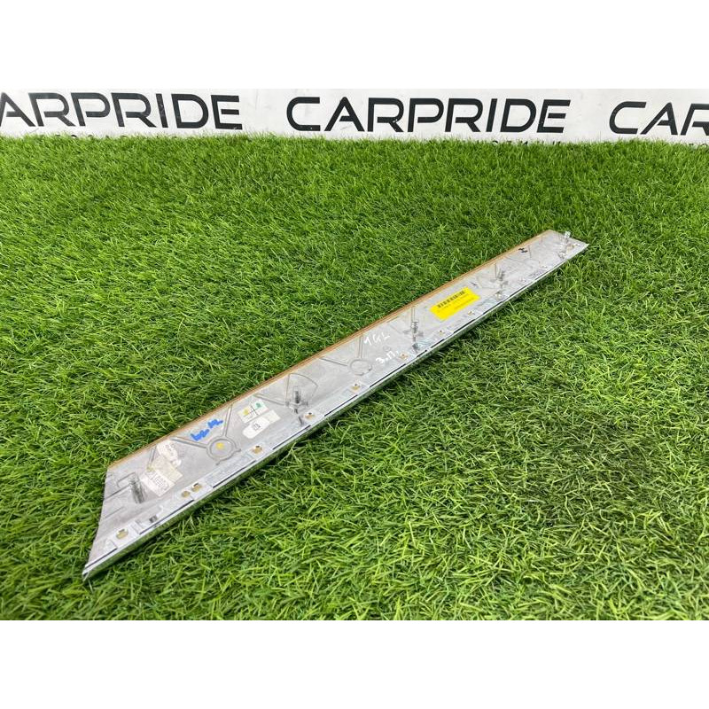 Декоративная накладка карты двери (салон) Mercedes-Benz GL X164 2012 4.6 a1647301622