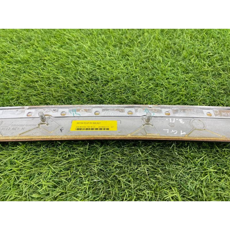 Декоративная накладка карты двери (салон) Mercedes-Benz GL X164 2012 4.6 a1647301622