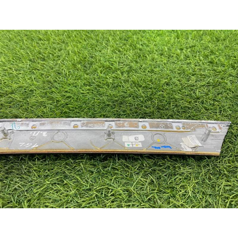 Декоративная накладка карты двери (салон) Mercedes-Benz GL X164 2012 4.6 a1647301622