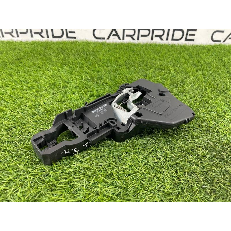 Кронштейн ручки двери (кузов и элементы) Mercedes-Benz GL X164 2012 4.6 a1647600634