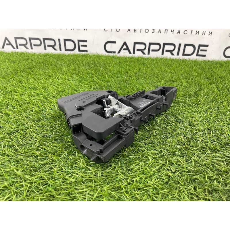 Кронштейн ручки двери (кузов и элементы) Mercedes-Benz GL X164 2012 4.6 a1647600634