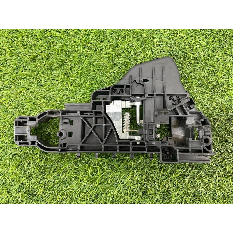 Кронштейн ручки двери (кузов и элементы) Mercedes-Benz GL X164 2012 4.6 a1647600634