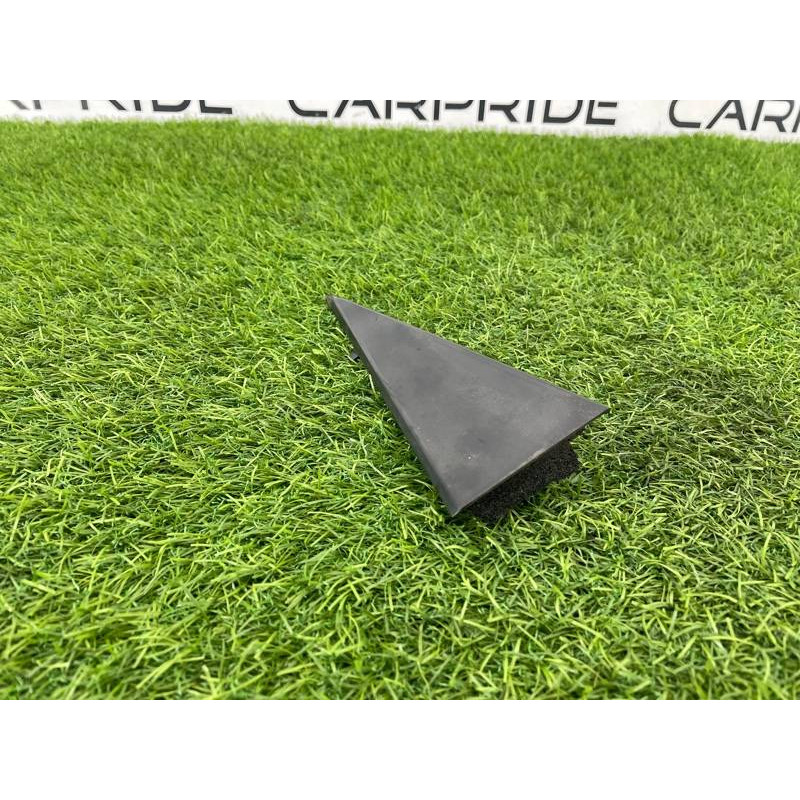 Зовнішній молдинг двері (кутник) (зовнішні елементи кузова) Subaru Forester SJ 2016 2.5 62134SG000