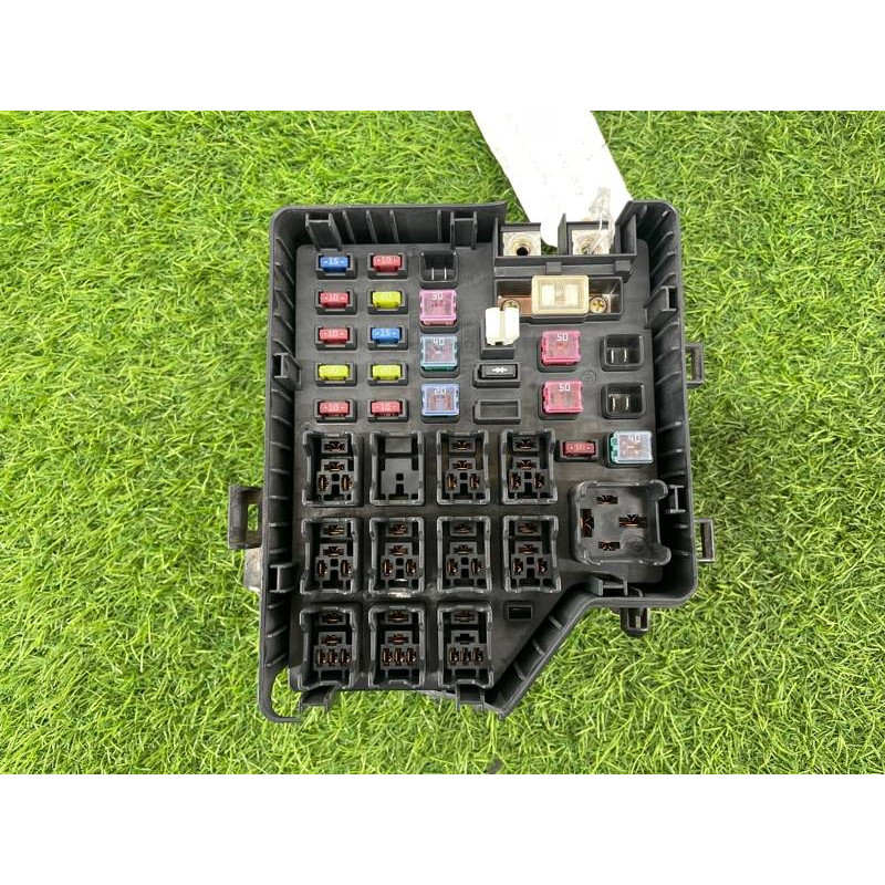 Блок предохранителей (электрика) Hyundai Santa Fe SM 9128826102