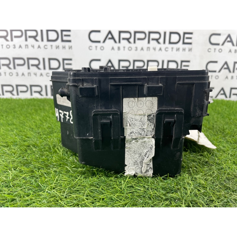 Блок предохранителей (электрика) Hyundai Santa Fe SM 9128826102