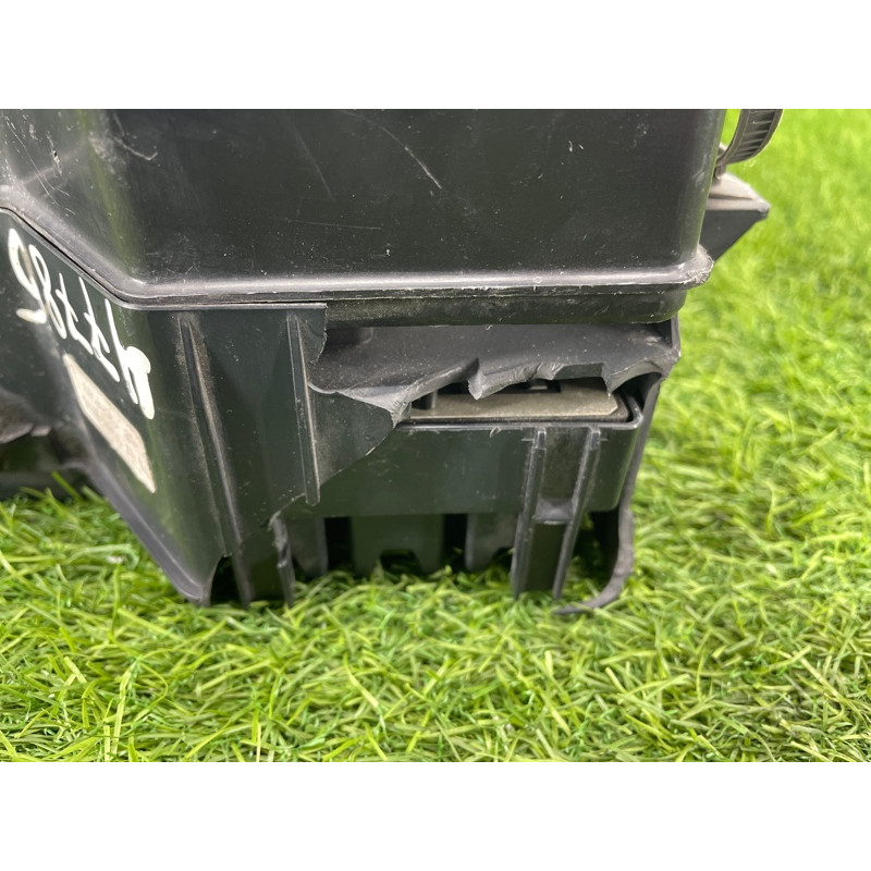 Блок предохранителей (электрика) Hyundai Santa Fe SM 9128826102