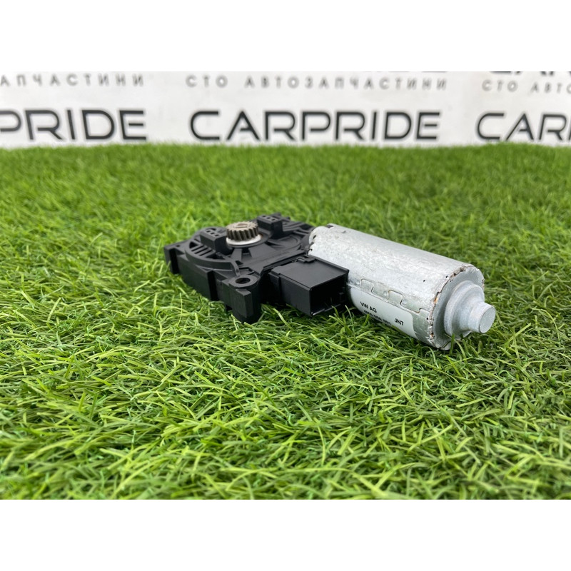 Мотор люка (электрика) Audi Q7 4M 2015 3.0 CRE 4M0959591