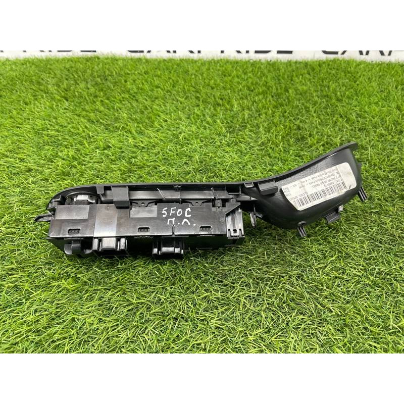 Блок кнопок стеклоподъемников (электрика / кнопки) FORD Focus MK3 2016 1.0 BM5Z14529H