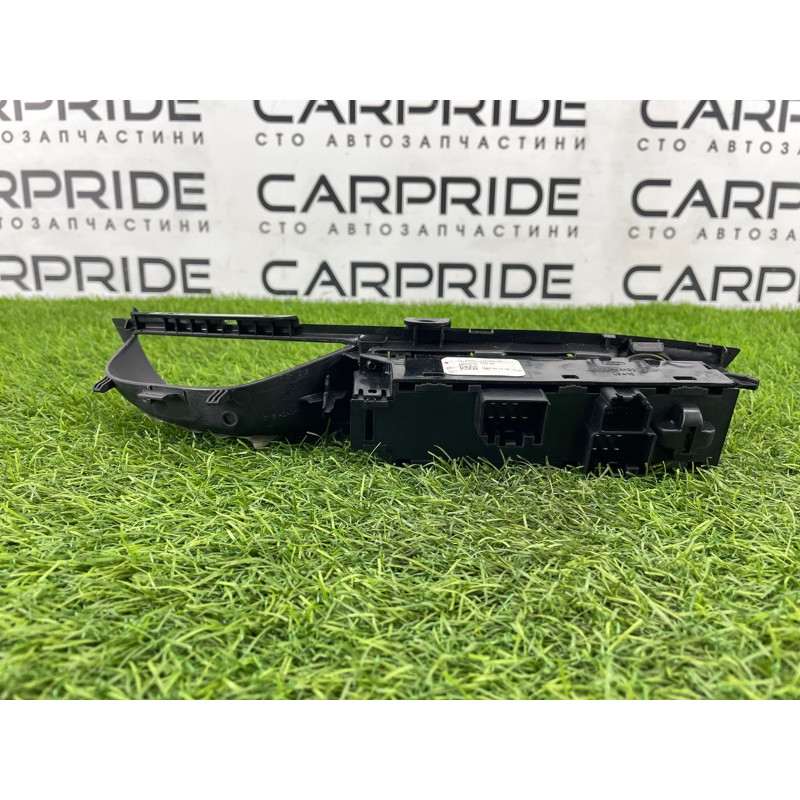 Блок кнопок стеклоподъемников (электрика / кнопки) FORD Focus MK3 2016 1.0 BM5Z14529H