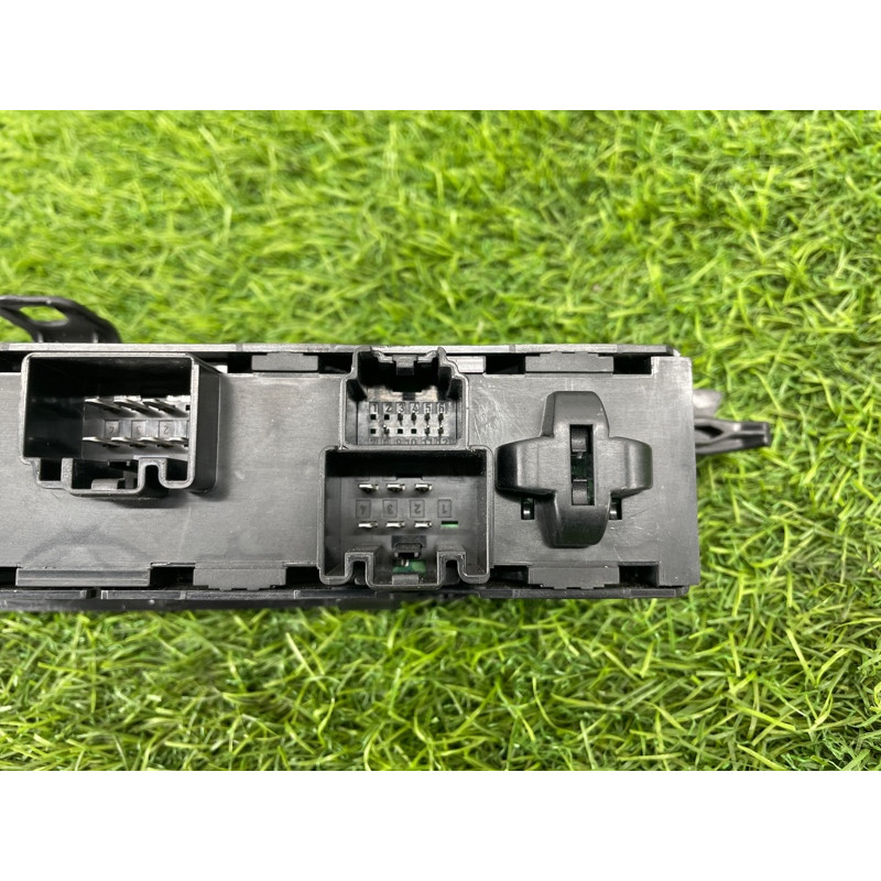 Блок кнопок стеклоподъемников (электрика / кнопки) FORD Focus MK3 2016 1.0 BM5Z14529H