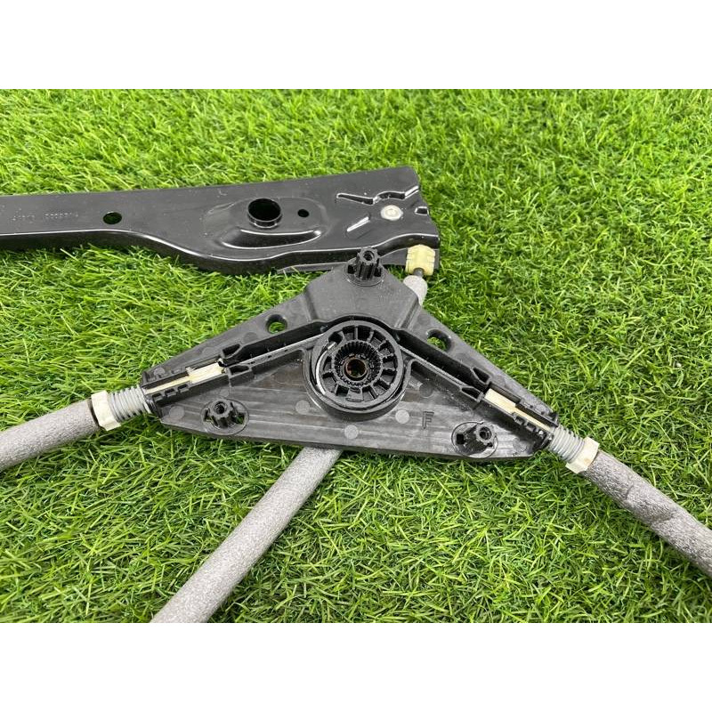 Механизм стеклоподъемника (кузов и элементы) Jeep Cherokee Trailhawk 2014 2.4 68227254AA