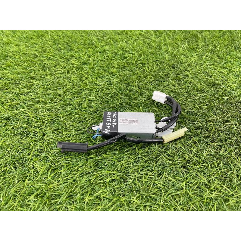 Усилитель антенны (электрика) Subaru OUTBACK B15 86327AL61A