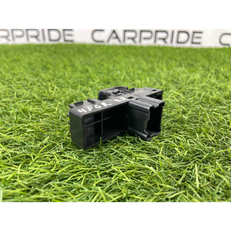 Кнопка стеклоподъемника (электрика / кнопки) Subaru Forester SJ 2016 2.5 83071SG100