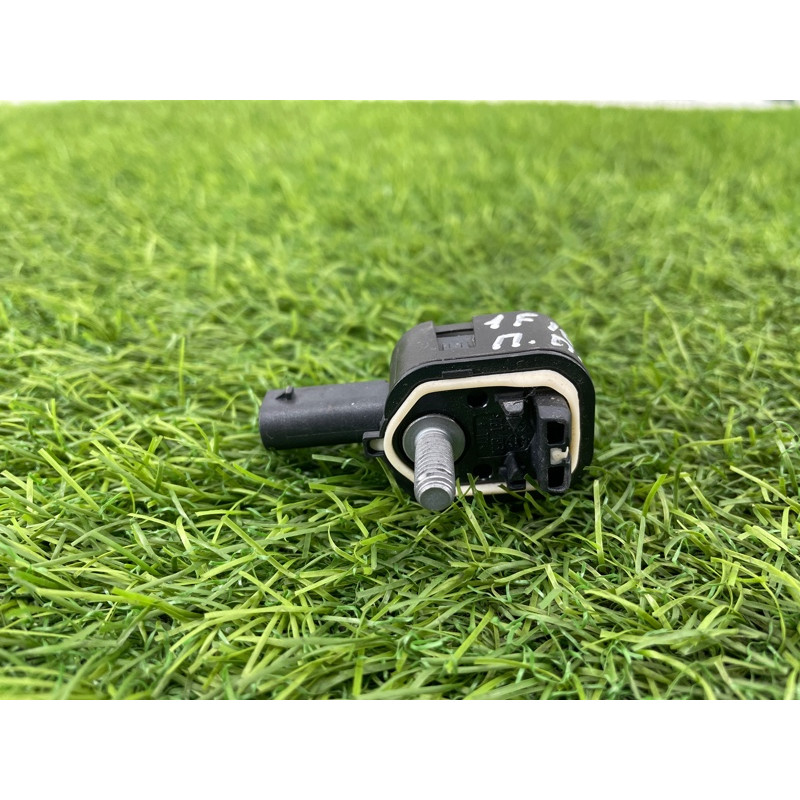 Датчик удара (электрика / датчики) BMW 5-series F10 2013 N63B44 65779224178