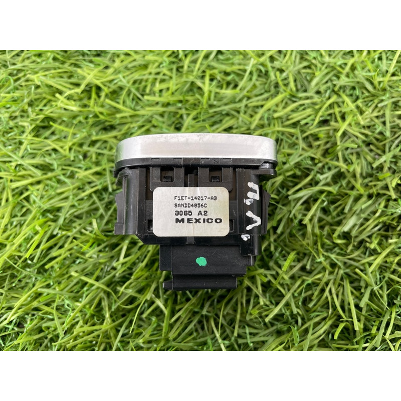 Кнопка блокировки центрального замка (электрика / кнопки) FORD Focus MK3 2016 1.0 F1EZ14028A