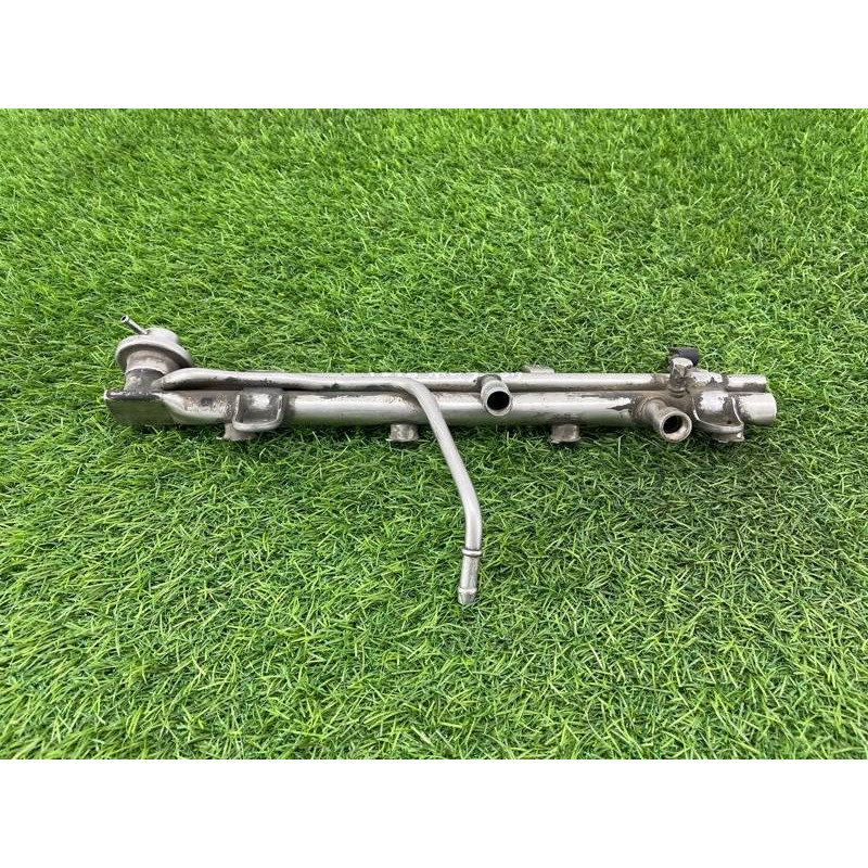 Топливная рампа (топливная система) BMW 3-series E46 1999 M43B19 13531438215