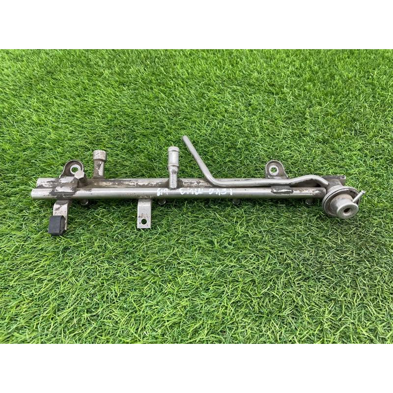 Топливная рампа (топливная система) BMW 3-series E46 1999 M43B19 13531438215