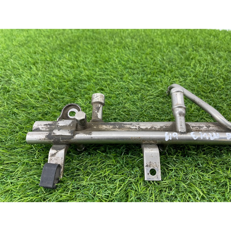 Топливная рампа (топливная система) BMW 3-series E46 1999 M43B19 13531438215