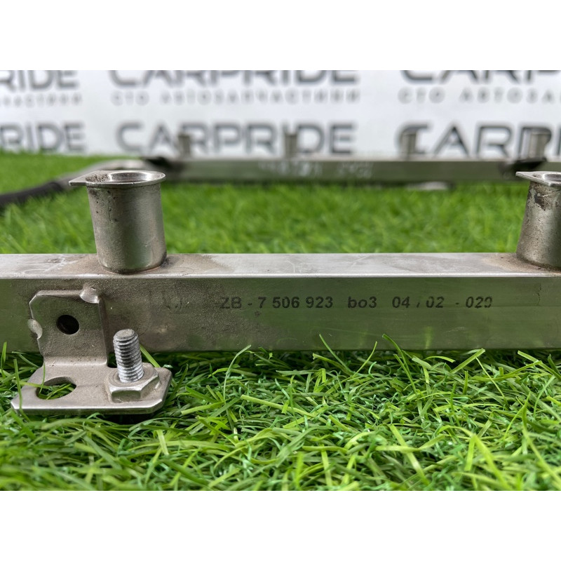 Топливная рампа (топливная система) BMW 7-series E65 N62B44 13537506923