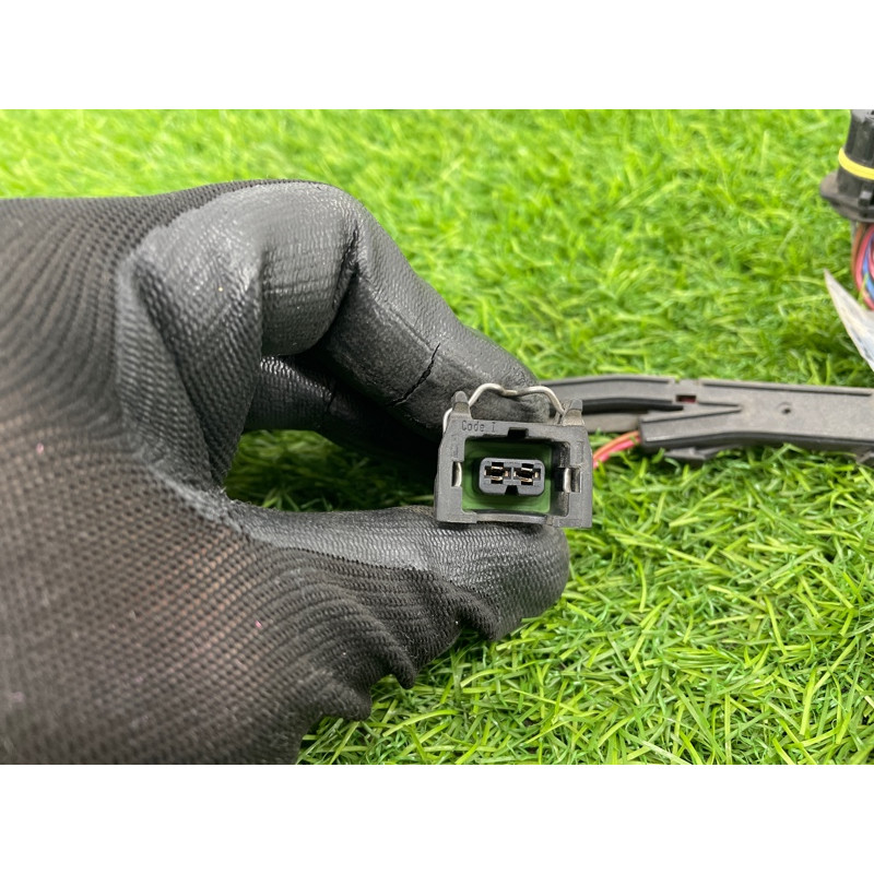 Проводка форсунок (электрика двигателя) BMW 7-series E65 N62B44 12517514610