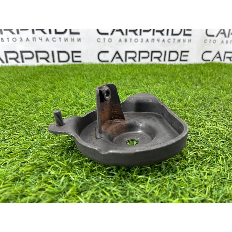 Кронштейн підрамника (підвіска) BMW 5-series F10 2013 N63B44 33316798812