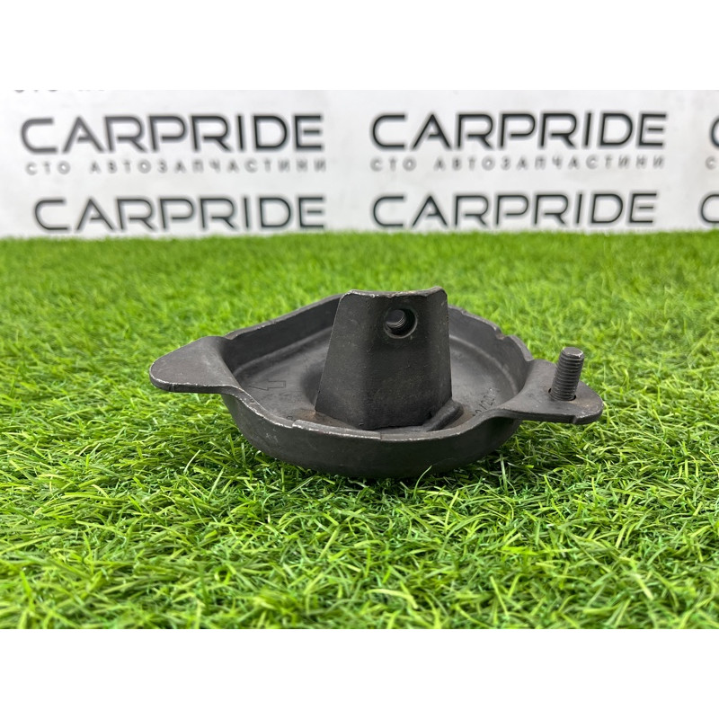 Кронштейн підрамника (підвіска) BMW 5-series F10 2013 N63B44 33316798812