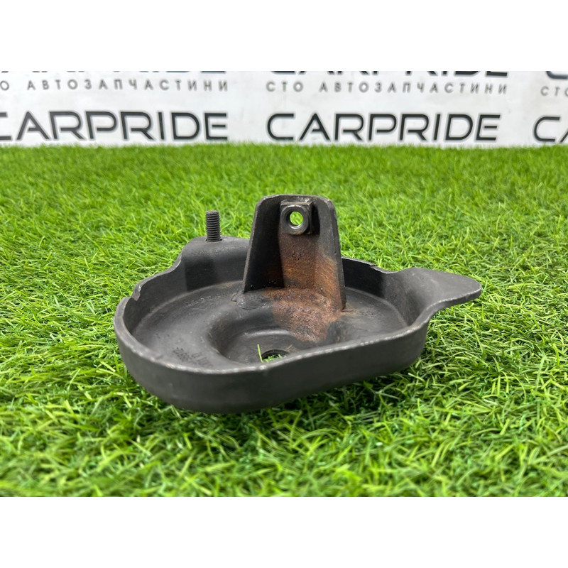 Кронштейн підрамника (підвіска) BMW 5-series F10 2013 N63B44 33316798812