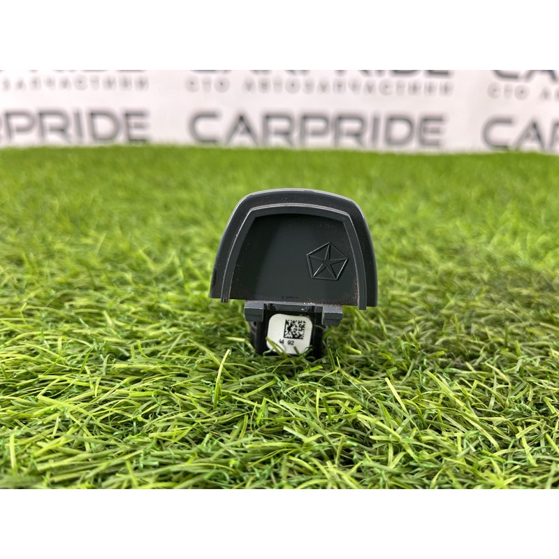 Заглушка зовнішньої ручки (кузов і елементи) Jeep Cherokee Trailhawk 2014 2.4 1SZ22LDSAD