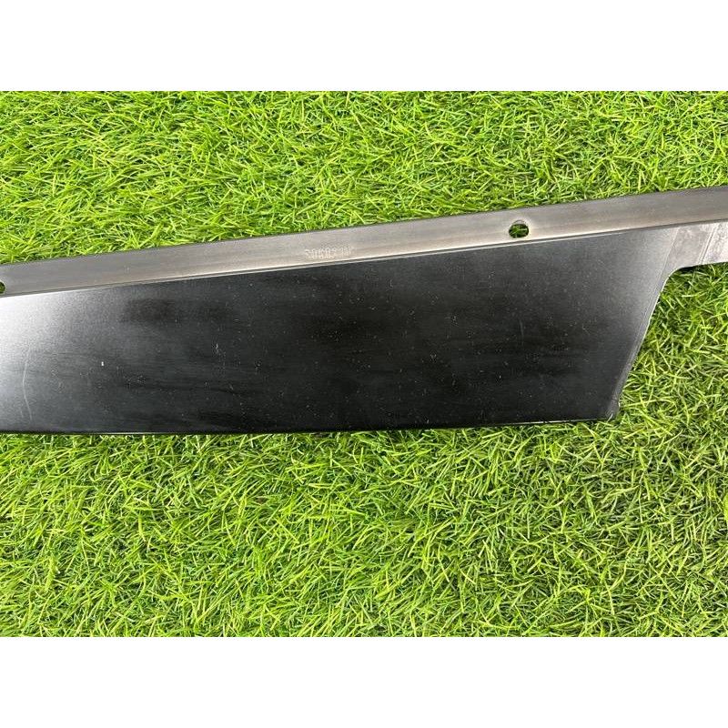 Бічна накладка двері (кузов і елементи) BMW 5-series F10 2011 3.0 N55B30 51337182272