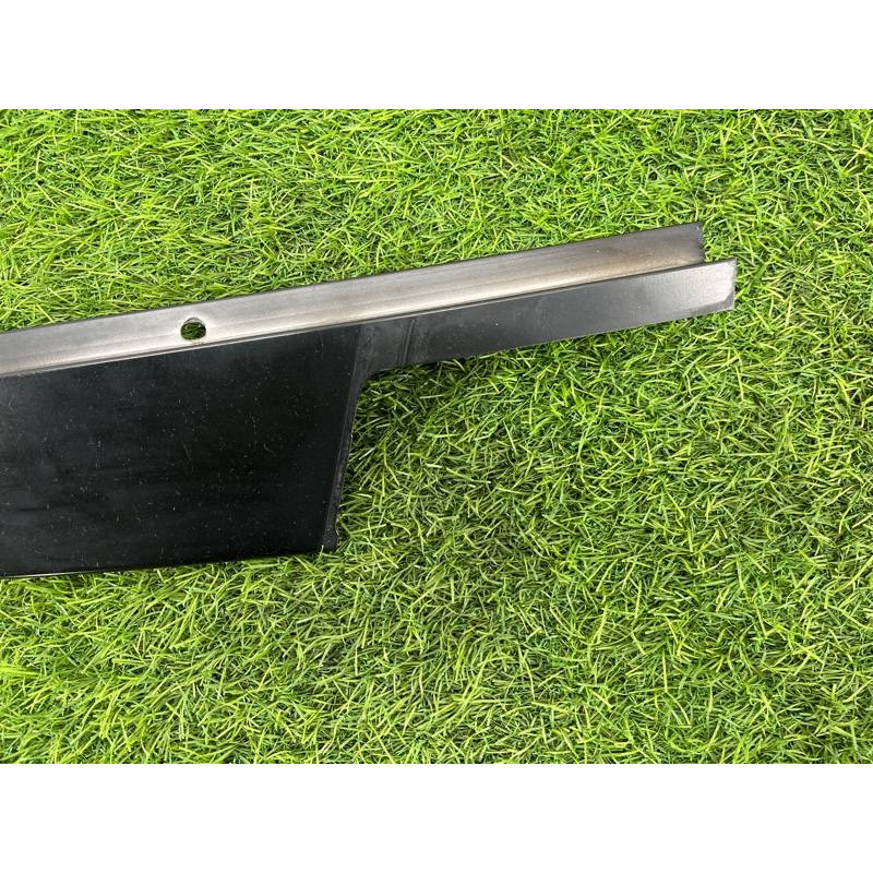 Бічна накладка двері (кузов і елементи) BMW 5-series F10 2011 3.0 N55B30 51337182272
