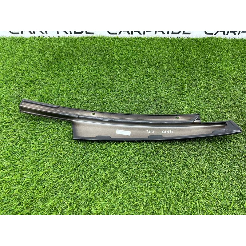 Бічна накладка двері (кузов і елементи) BMW 5-series F10 2011 3.0 N55B30 51337182272