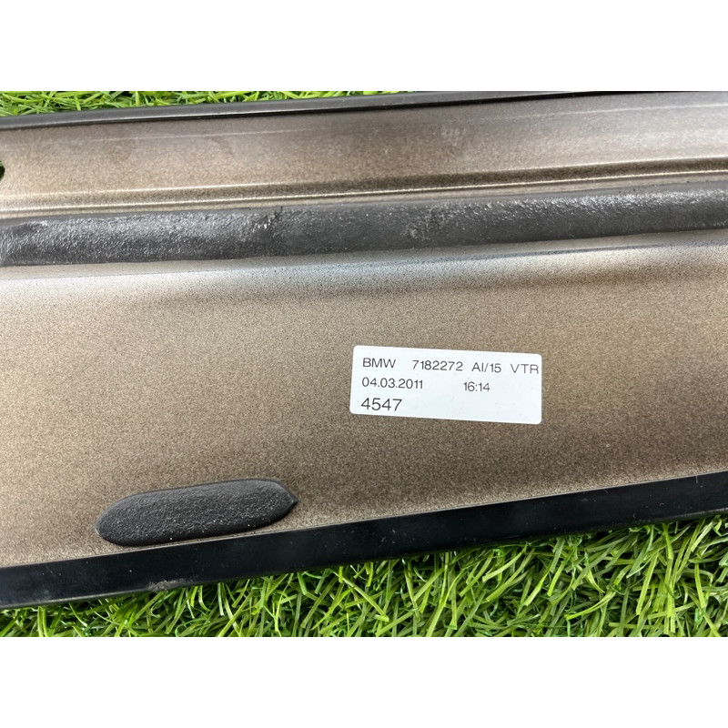 Бічна накладка двері (кузов і елементи) BMW 5-series F10 2011 3.0 N55B30 51337182272