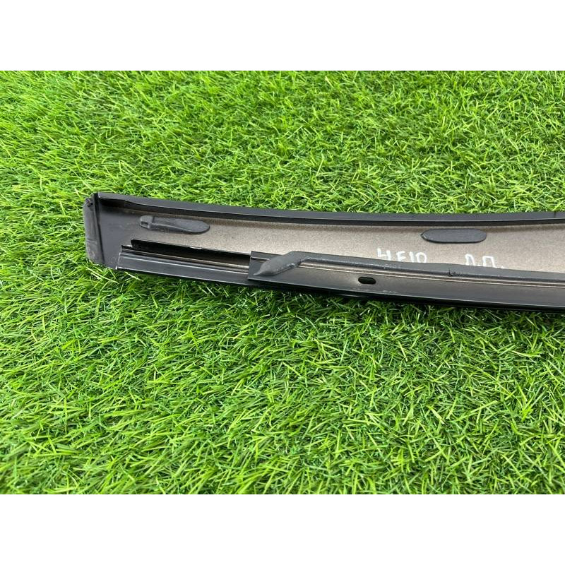 Бічна накладка двері (кузов і елементи) BMW 5-series F10 2011 3.0 N55B30 51337182272