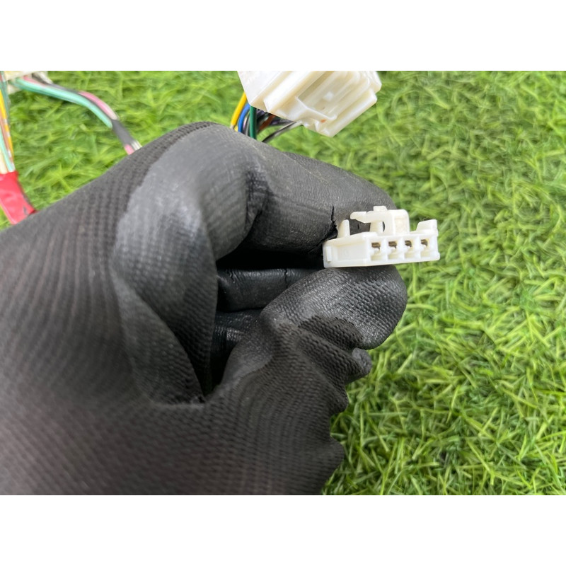 Проводка дверная (электрика) Toyota Highlander XU20 8215248090