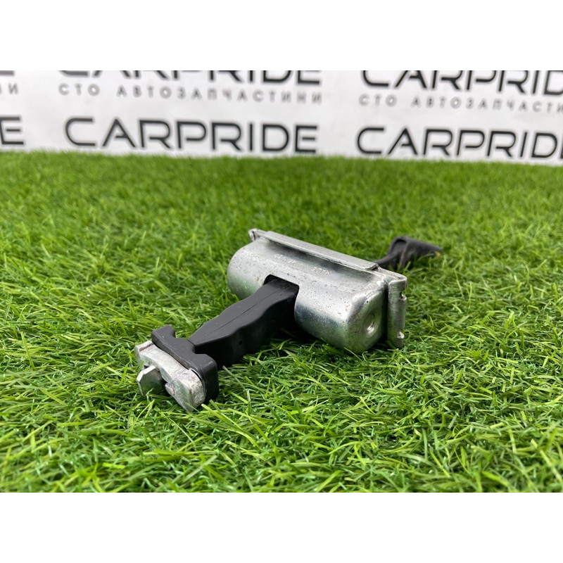 Ограничитель двери (кузов и элементы) FORD Explorer MK5 BB5Z7823552A