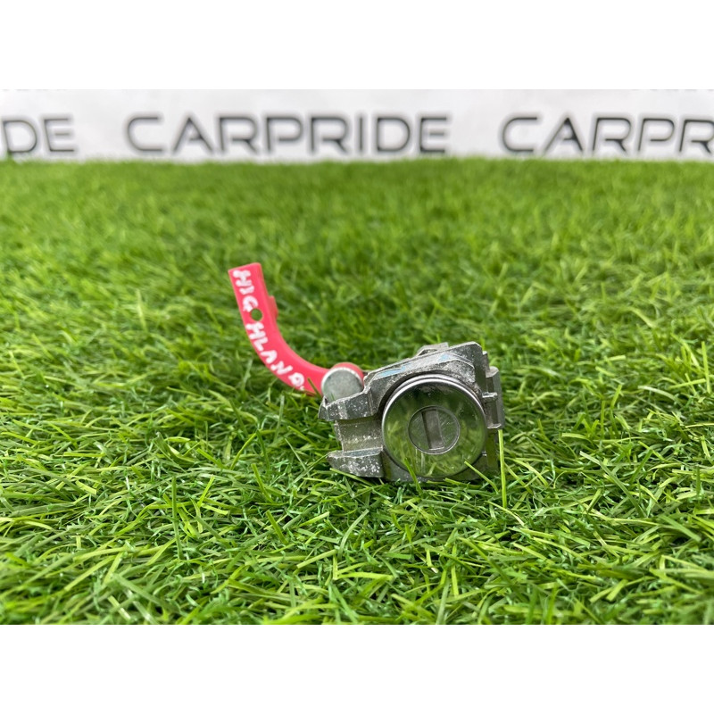 Личинка замка двери (кузов и элементы) Toyota Highlander XU20 6905248040