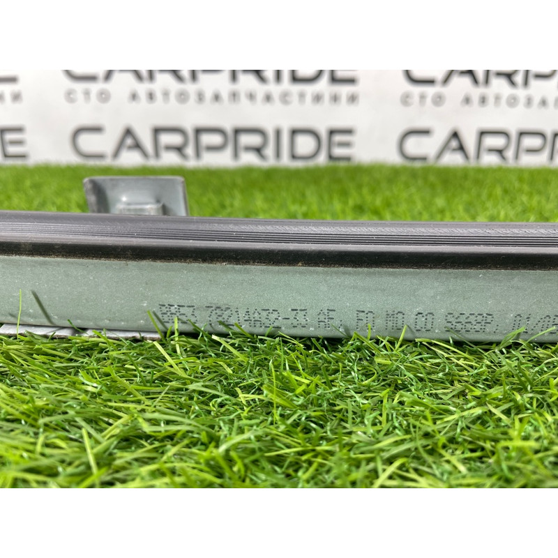 Направляющая стекла двери (кузов и элементы) FORD Explorer MK5 BB5Z7821572B