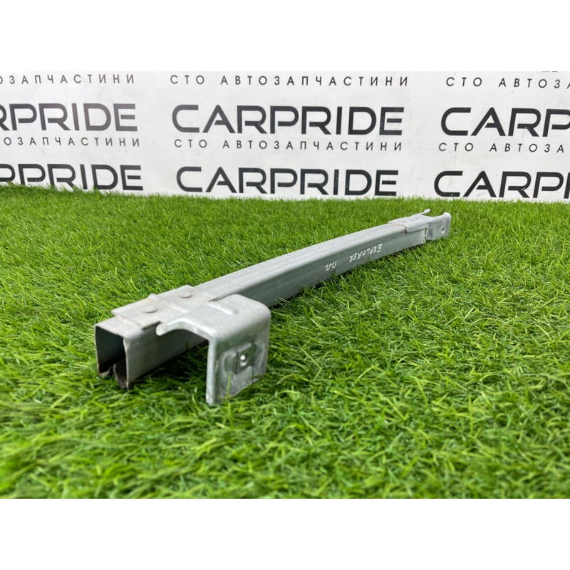 Направляющая стекла двери (кузов и элементы) FORD Explorer MK5 BB5Z7821572B