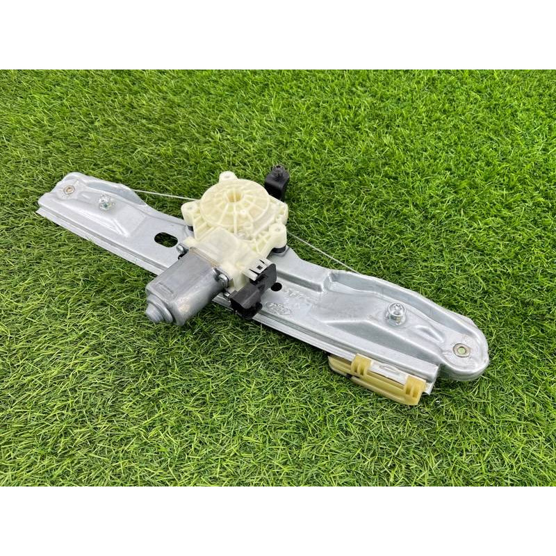 Механизм стеклоподъемника с мотором (кузов и элементы) FORD Focus MK3 2016 1.0 CM5Z5827001A