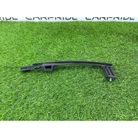 Направляющая стекла двери