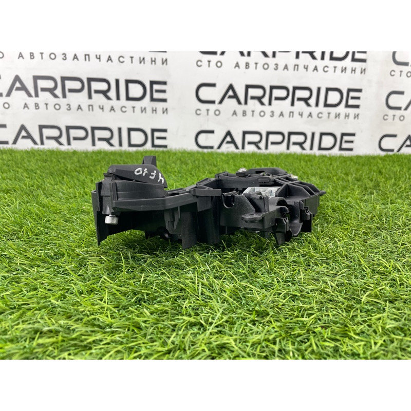 Кронштейн ручки двери (кузов и элементы) BMW 5-series F10 2011 3.0 N55B30 51217175650