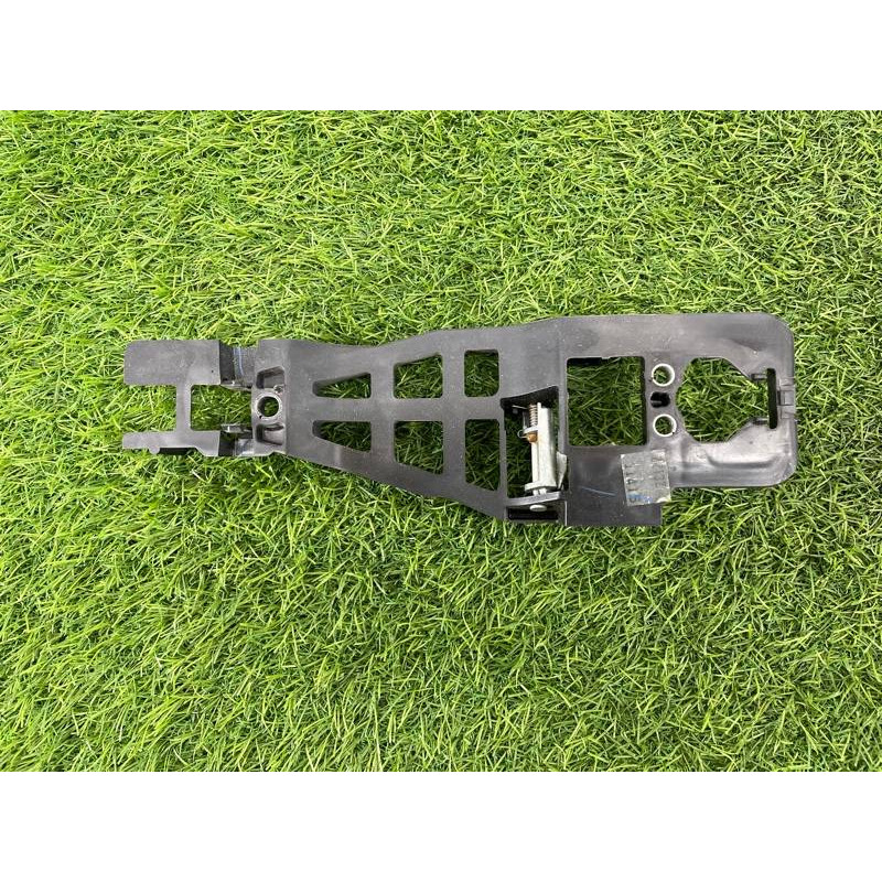 Кронштейн ручки двери (кузов и элементы) Dodge Durango WD 2015 5.7 HEMi 4589888AD