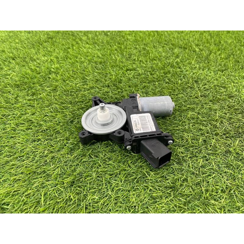 Мотор стеклоподъемника (электрика) Cadillac Xt5 1 2016 3.6 84631509