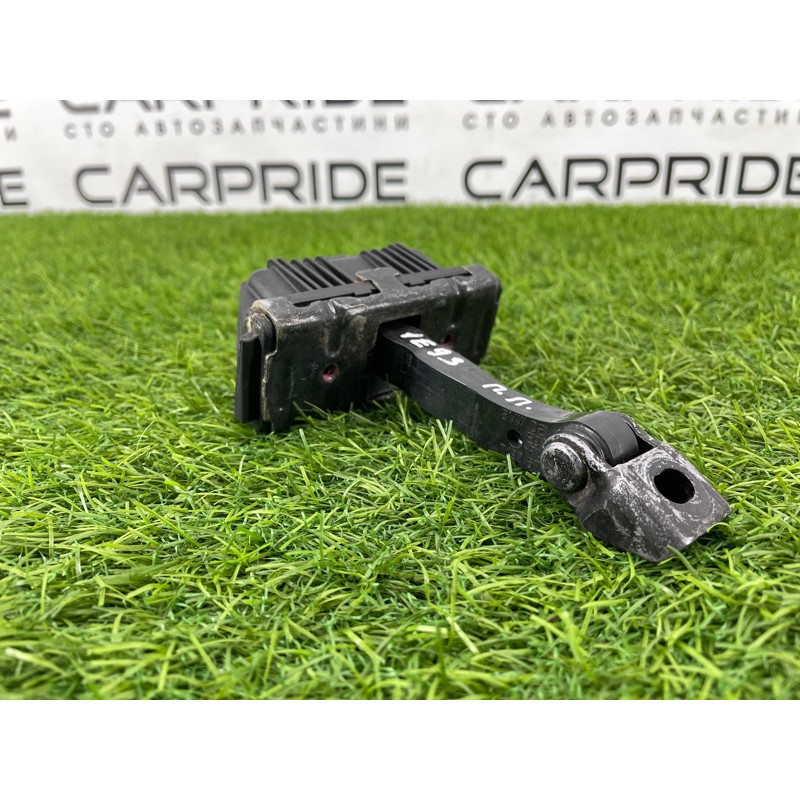 Обмежувач дверей (кузов і елементи) BMW 3-series E93 2010 3.0 N52 51217193671