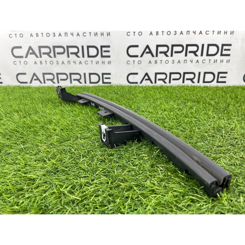 Направляющая стекла двери (кузов и элементы) Cadillac Xt5 1 2016 3.6 84659186